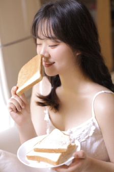 粉嫩虎白女流水